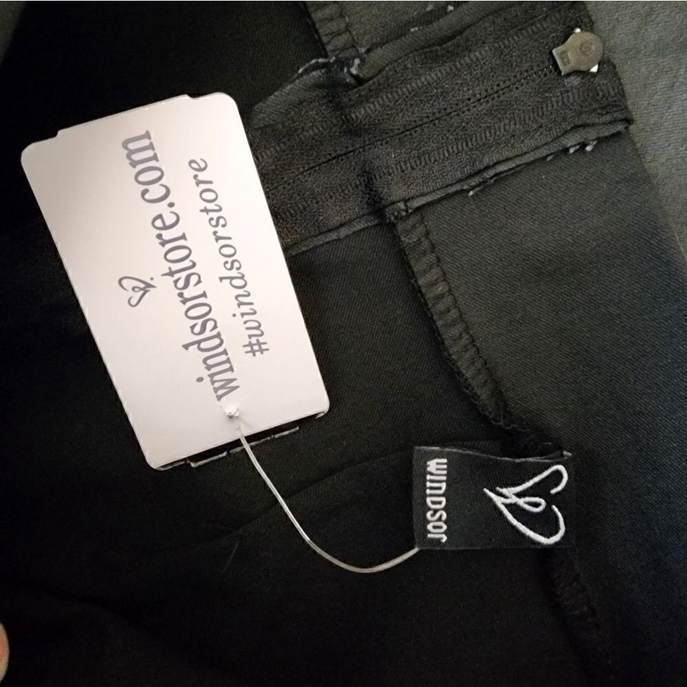 Windsor black leather Ever Stylin mini skirt - Picture 5 of 6